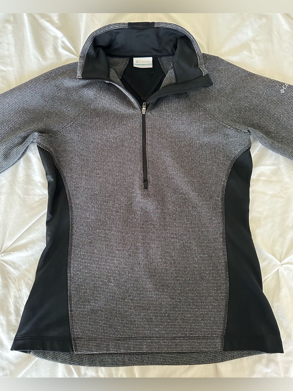Columbia Gray and Black Half-Zip Performance Pullover